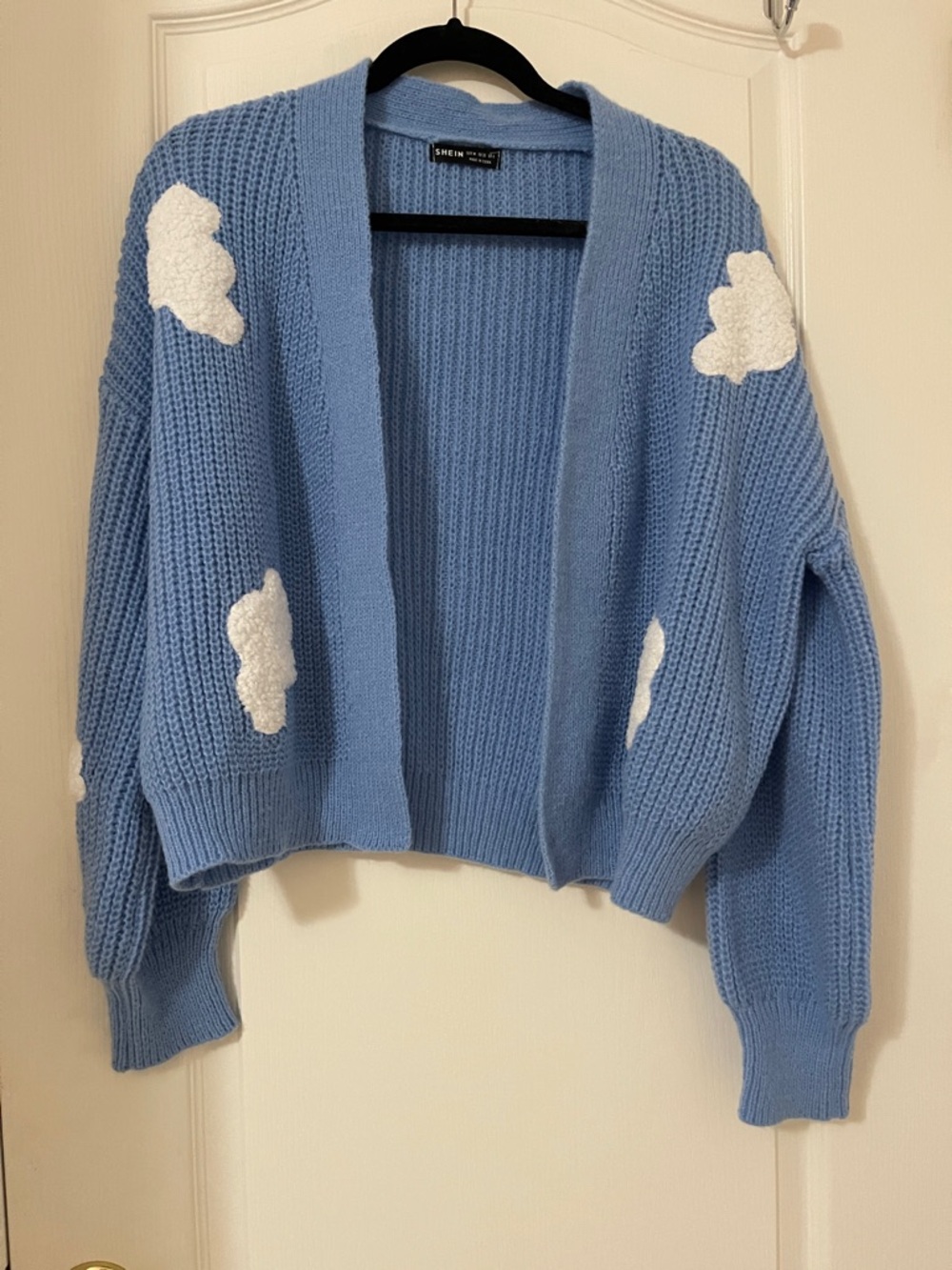 Shein cloud sweater size medium excellent condition